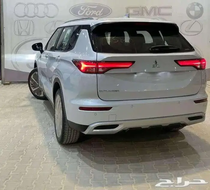 ميتسوبيشي - اوت لاندر - 2025 - متوفر فئات 3
