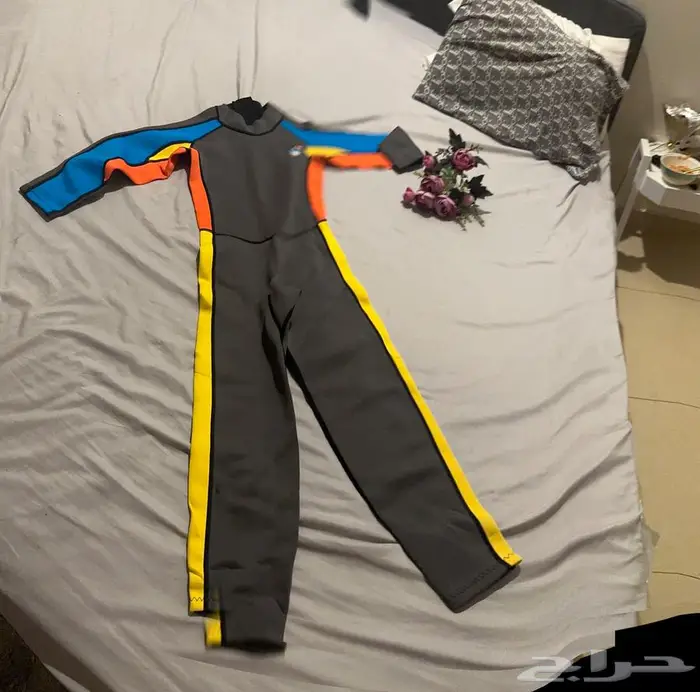 ملابس للسباحة والغطس 5