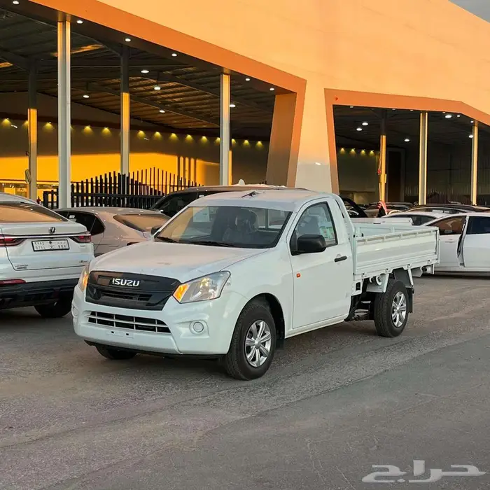 ايسوزو دي ماكس جوانب بدون دبل 2025 كاش -اقساط 0