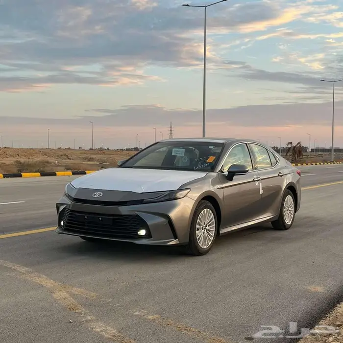 تويوتا كامري 2025 0