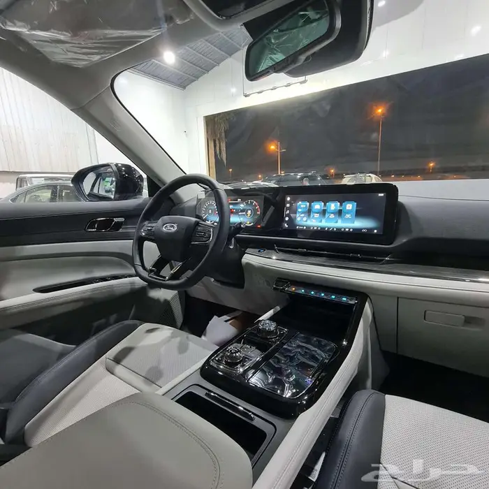 فورد تيريتوري تيتانيوم موديل 2025 السعر 113850 صيانة مجانية 9