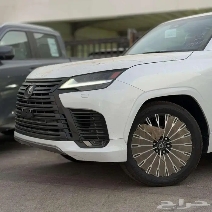 عروض بنك الإنماء على لكزس 2025 - 50 50 بدون فوائد 1