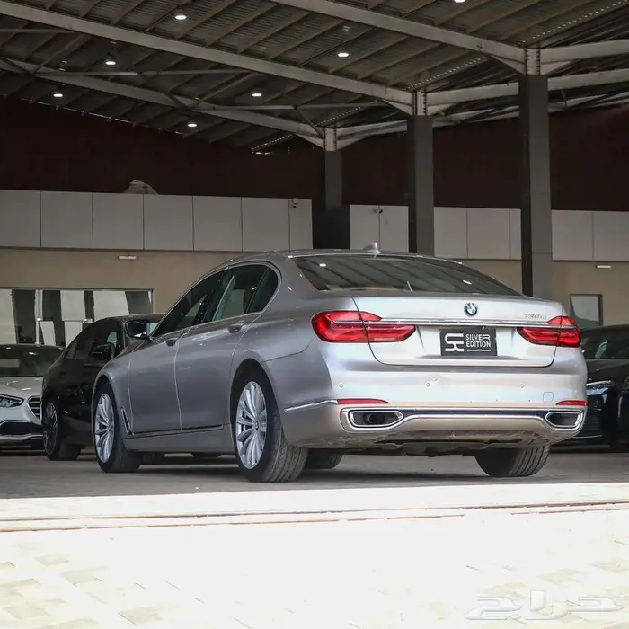 بي ام دبليو 730 موديل2017 ممشى 80 الف كم 3