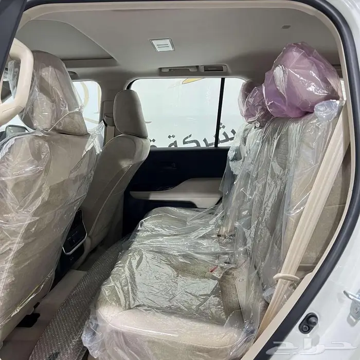 لاندكروزر GXR رقم 3 دبل بنزين تماتيك سعودي موديل 2025 5