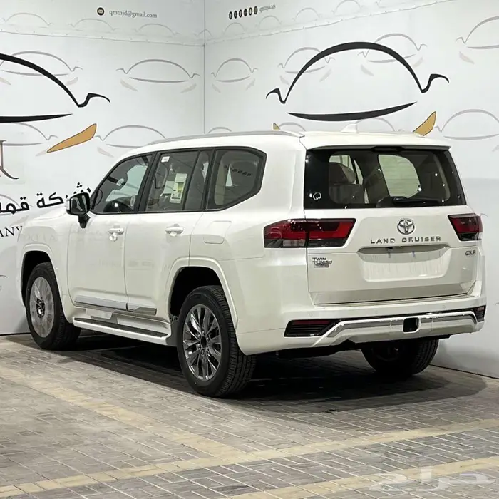 لاندكروزر GXR رقم 3 دبل بنزين تماتيك سعودي موديل 2025 2