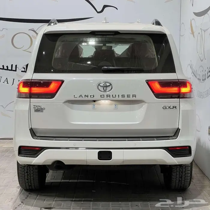 لاندكروزر GXR رقم 2 دبل بنزين تماتيك سعودي موديل 2025 3