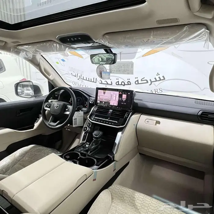 لاندكروزر GXR رقم 2 دبل بنزين تماتيك سعودي موديل 2025 8