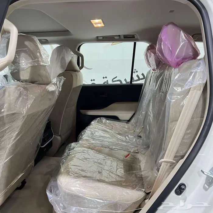 لاندكروزر GXR رقم 2 دبل بنزين تماتيك سعودي موديل 2025 5