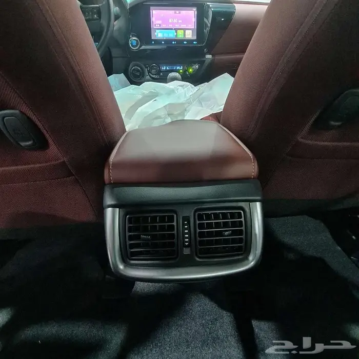 هايلوكس غمارتين S-GLX قير عادي بنزين 2025 السعر 128800 13