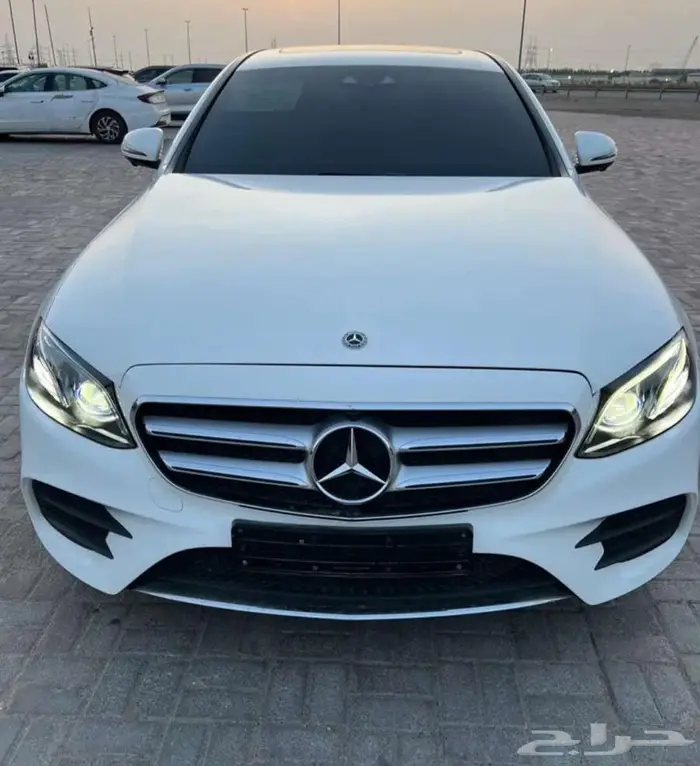 عرض خاص مرسيدس 300 E 5