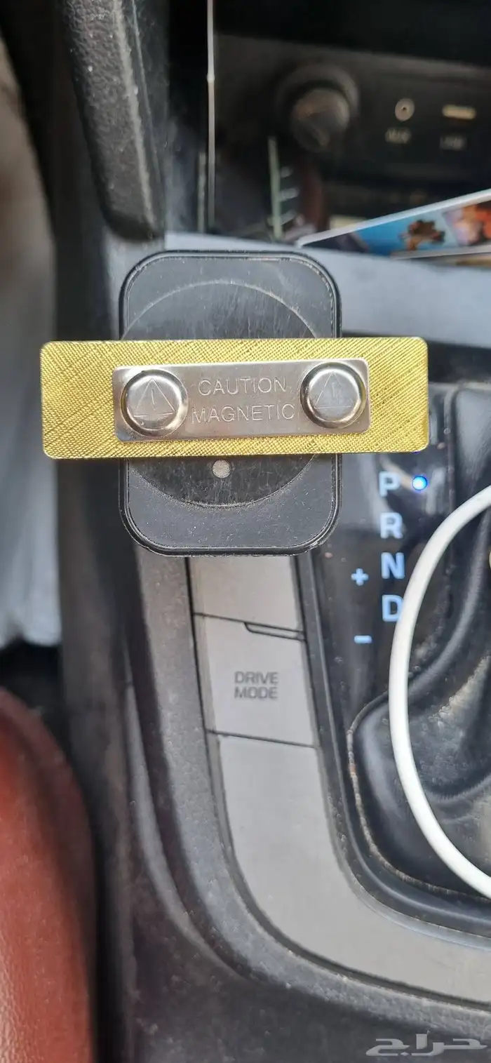 بروشات معدنية اكرليك بوكسي مغناطيس دبوس 7