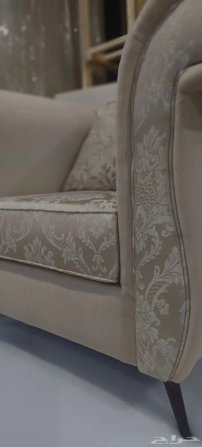 كنبة مفرد مخفضة السعر 6