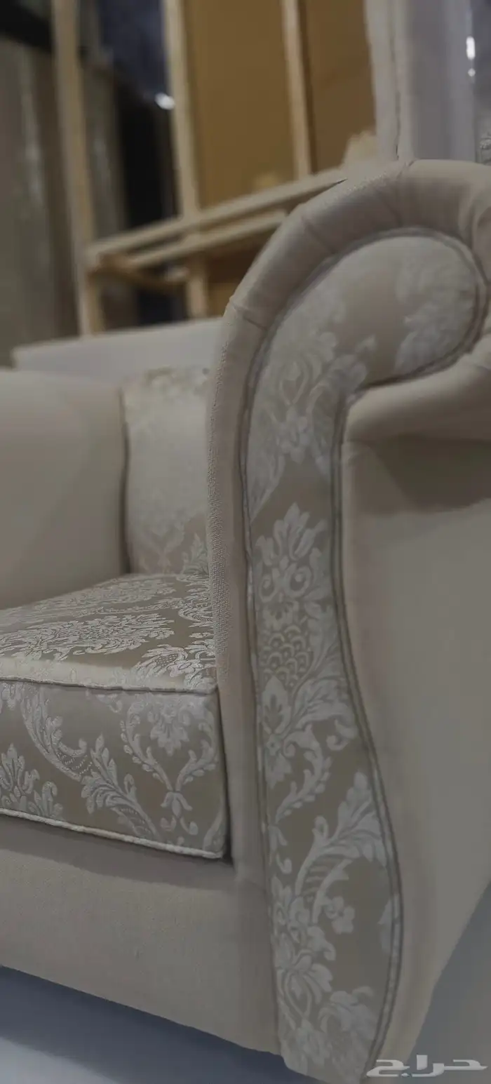 كنبة مفرد مخفضة السعر 8