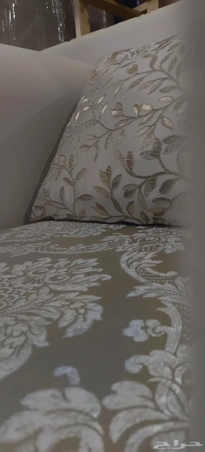 كنبة مفرد مخفضة السعر 2