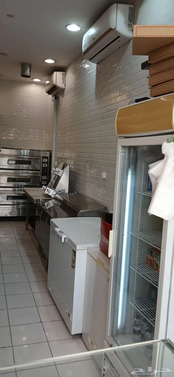 طعم الزاد للتقبيل حي طويق طريق نجم الدين 0