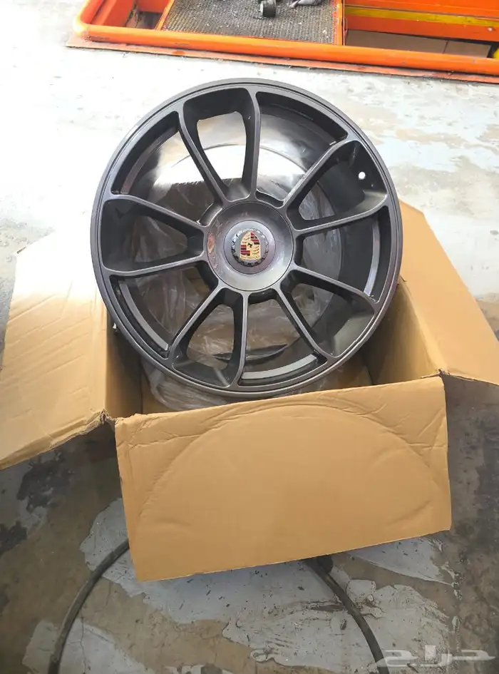 جنوط بورشه كاريرا 911 GT3 RS 6