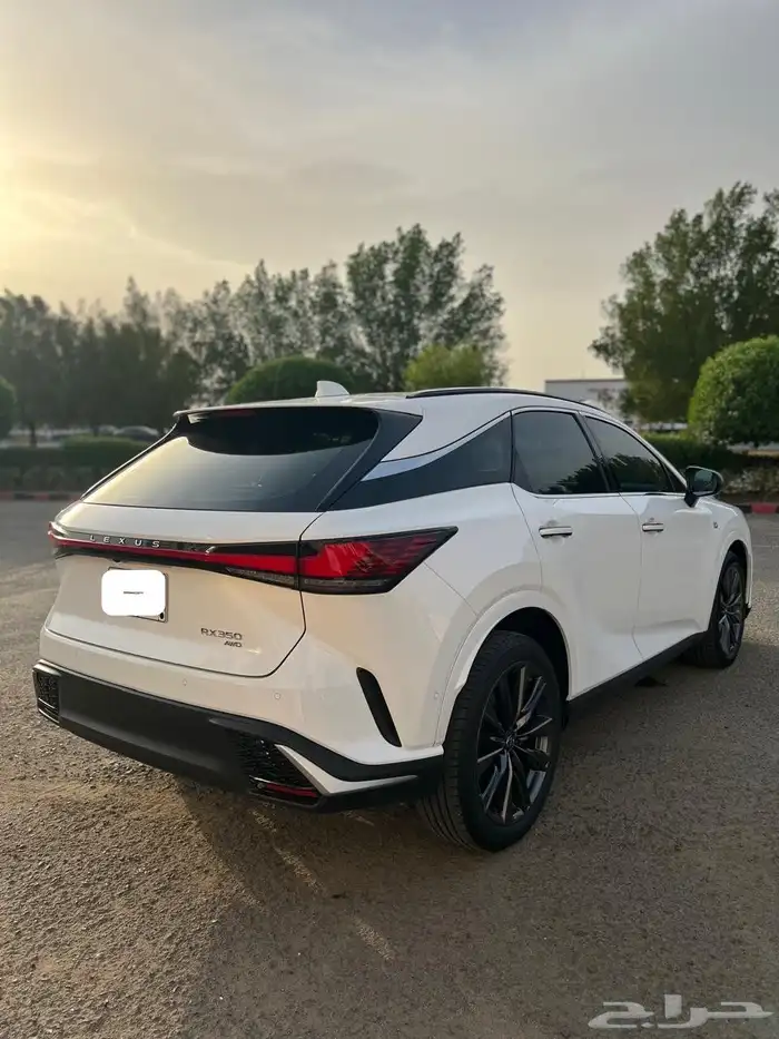 جيب لكزس Rx 2023 F sport للبيع بحالة الوكالة 1