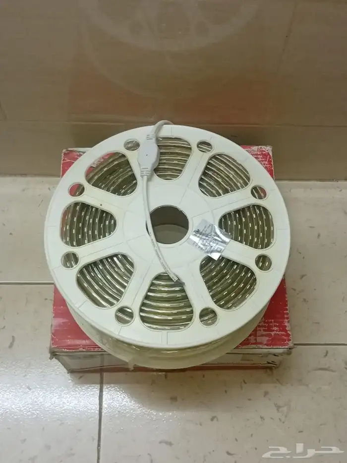للبيع 2 كرتون شريط إضاءة LED اخضر الكرتون 230 ريال 0