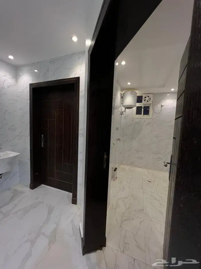 فله للبيع حي الراقي 5