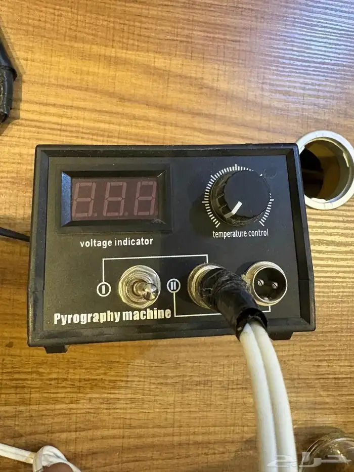 جهاز الحرق والكتابة على الخشب والسجاد 2