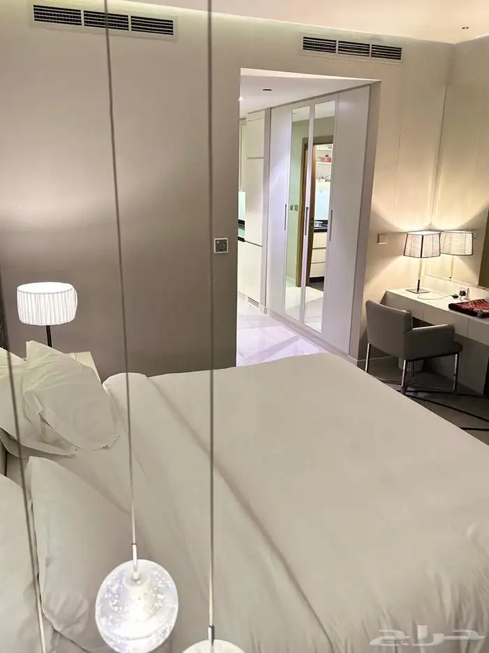 شقة للبيع برج داماك حي العليا طريق الملك فهد 14