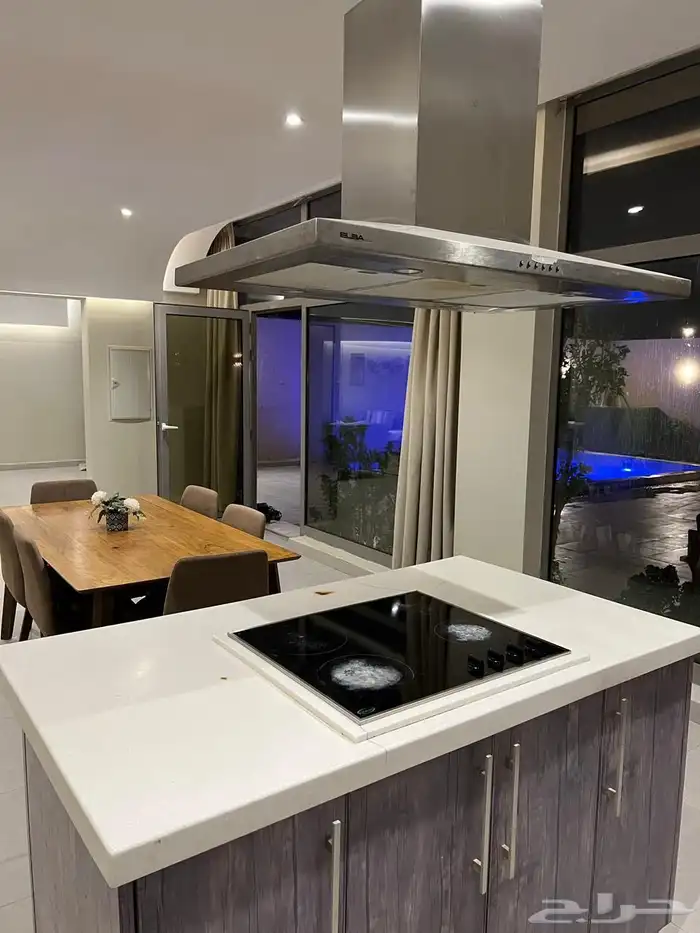 للايجار السنوي شاليه مودرن بحي الرمال 5