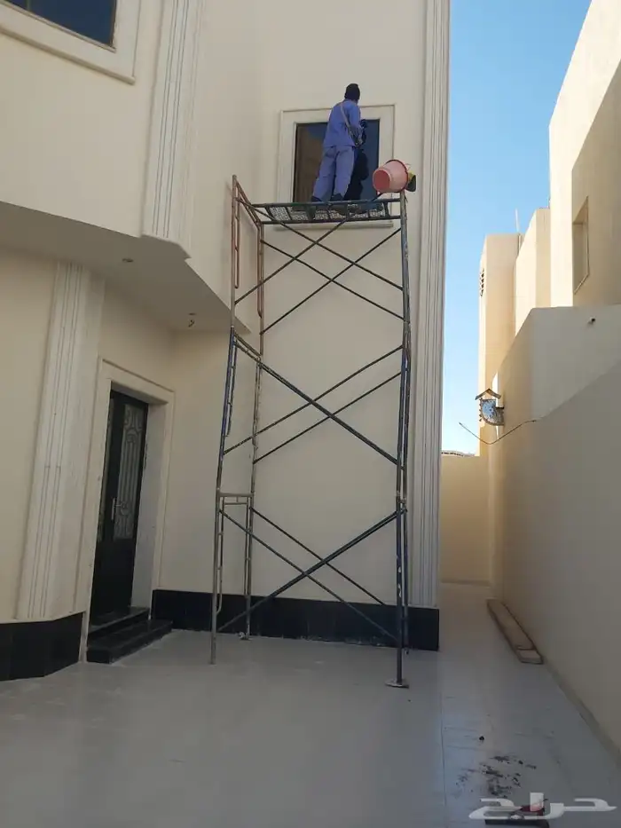 شركة البيت النظيف جلي بلاط تنظف خزانات بركات مياه طارد حمام 3