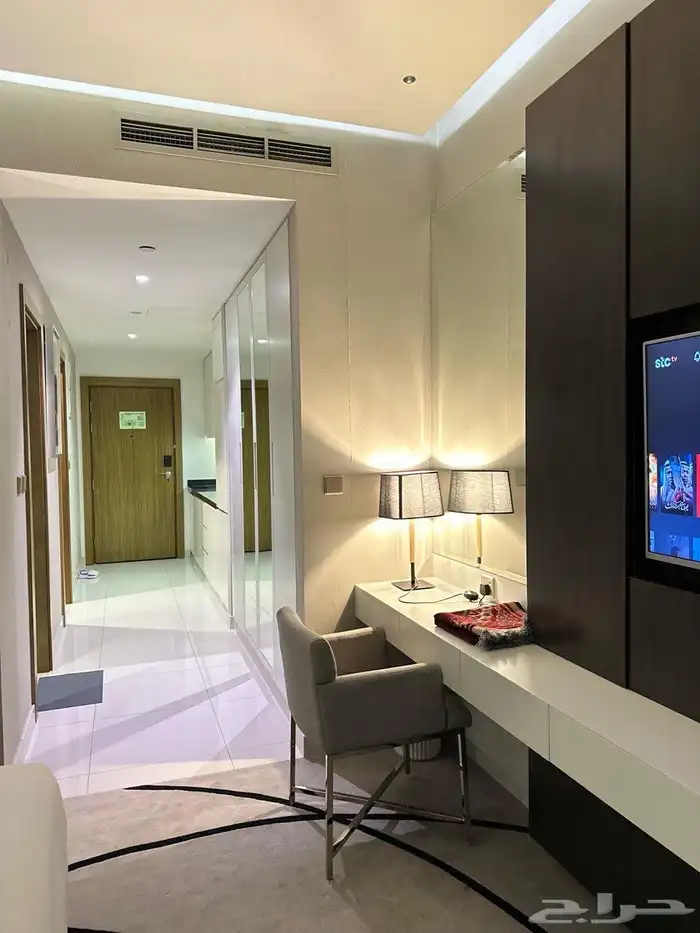 شقة للبيع برج داماك حي العليا طريق الملك فهد 10