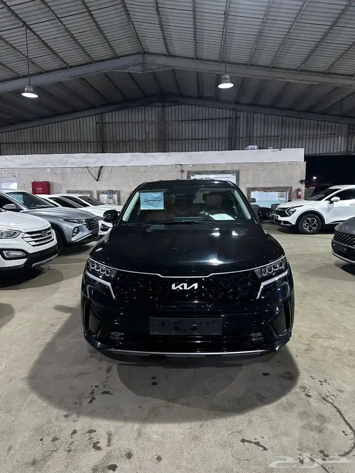 كيا سورنتو اسود 2022 ديزل بطاقة جمركية وارد كوريا 3