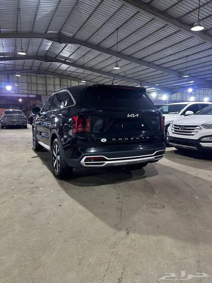 كيا سورنتو اسود 2022 ديزل بطاقة جمركية وارد كوريا 4