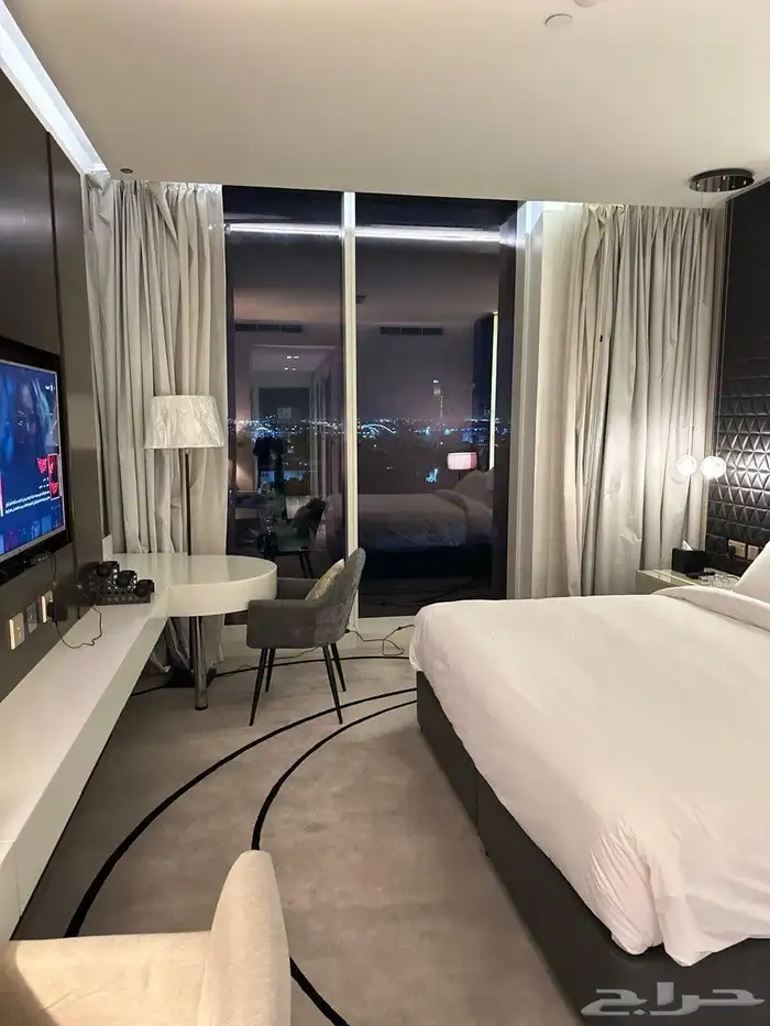 شقة للبيع برج داماك حي العليا طريق الملك فهد 9