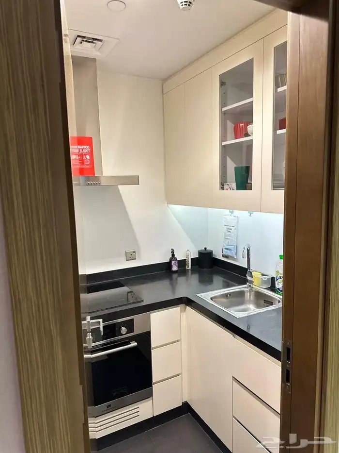 شقة للبيع برج داماك حي العليا طريق الملك فهد 7