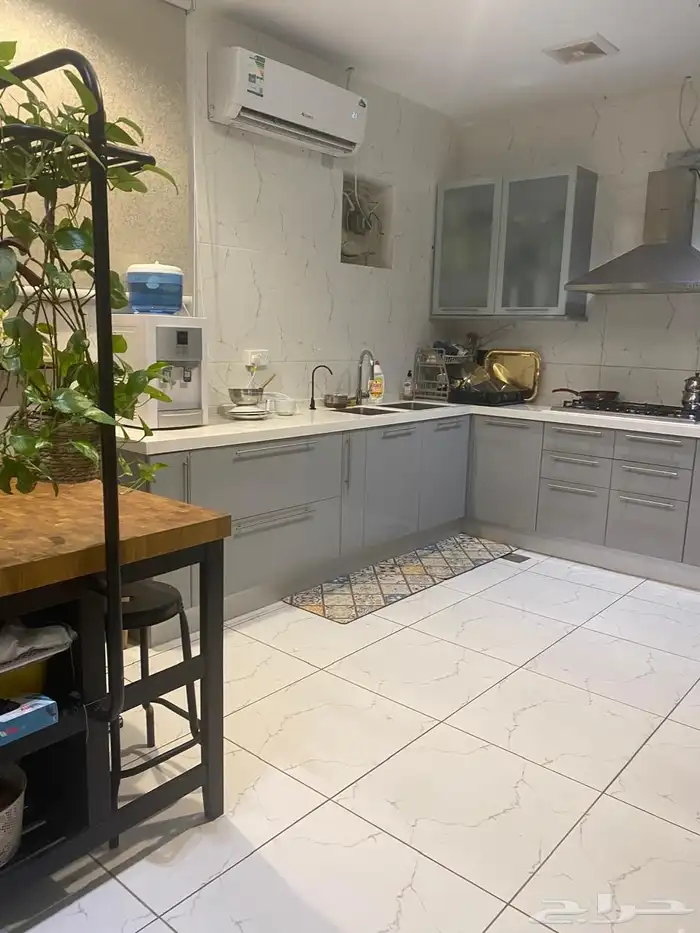 عمارة للإيجار حي السكب 1