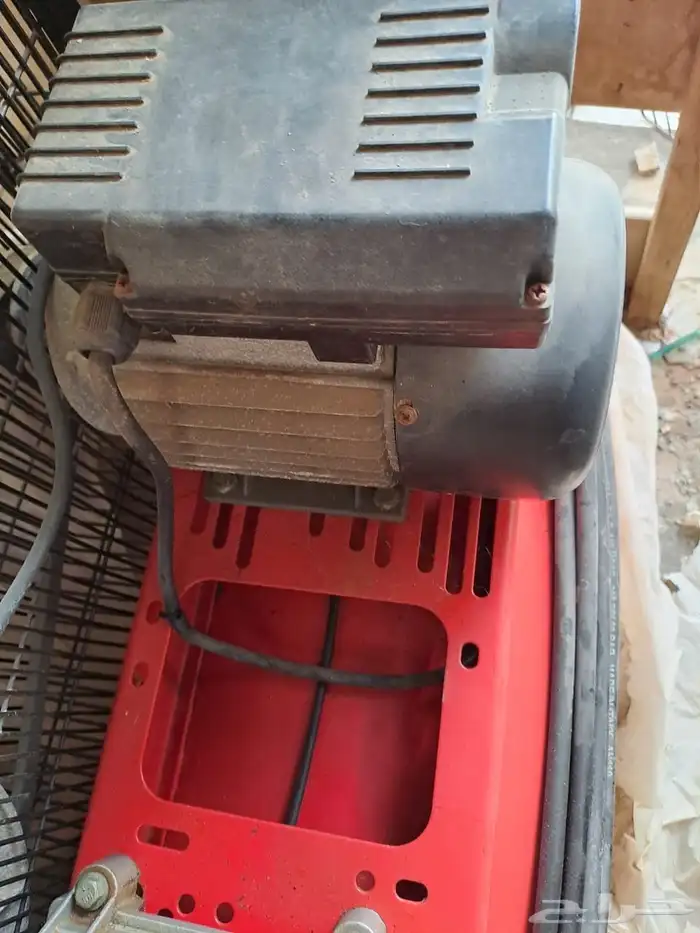 كبروسور هواء 4