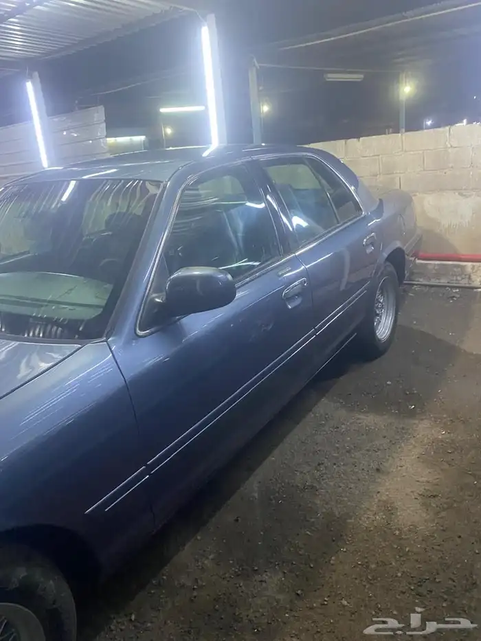 للبيع فورد 98 4