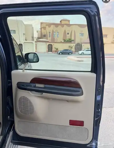 اكسكيرجن 2005م مخزن وحش فورد لمتيد فل كامل اقبل البدل بسيارة index