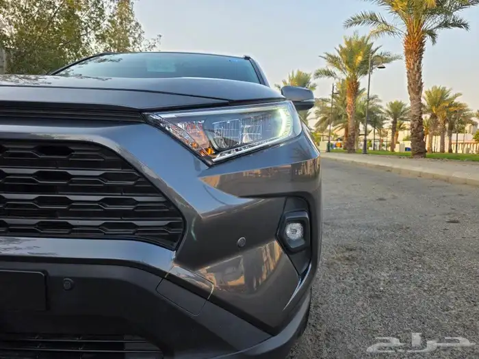 للبيع تويوتا راف فور 2024 نص فل دبل 8