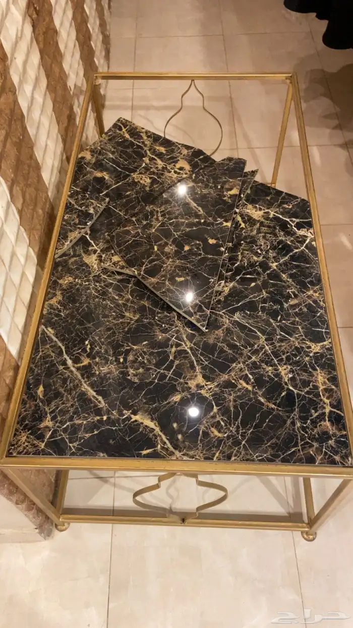 طاولة مجلس رخام مكسوره تحتاج تصليح او تغيير 0