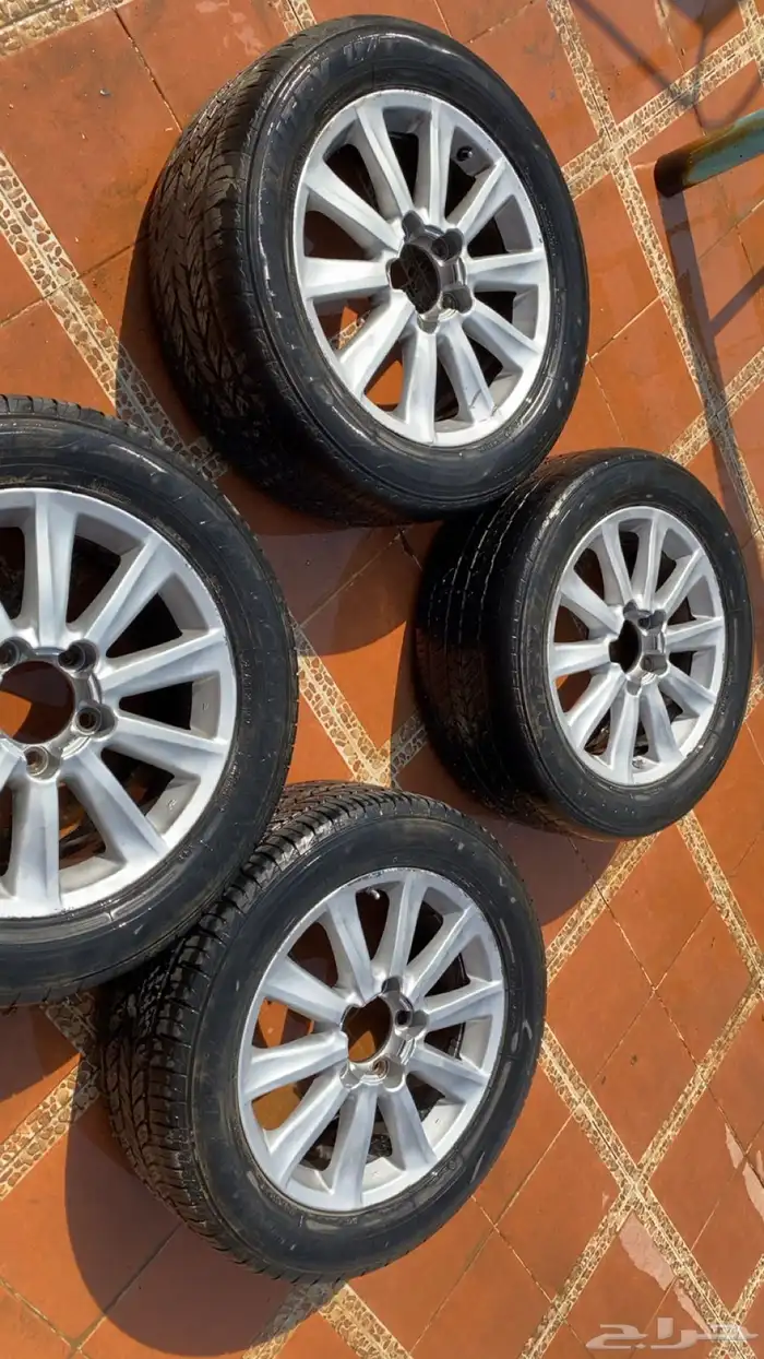 جنوط وكفرات لكزز 2011 وتركب على لاند كروزر 4