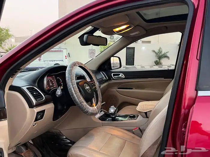 جراند شيروكي ليمتد2014v8 14