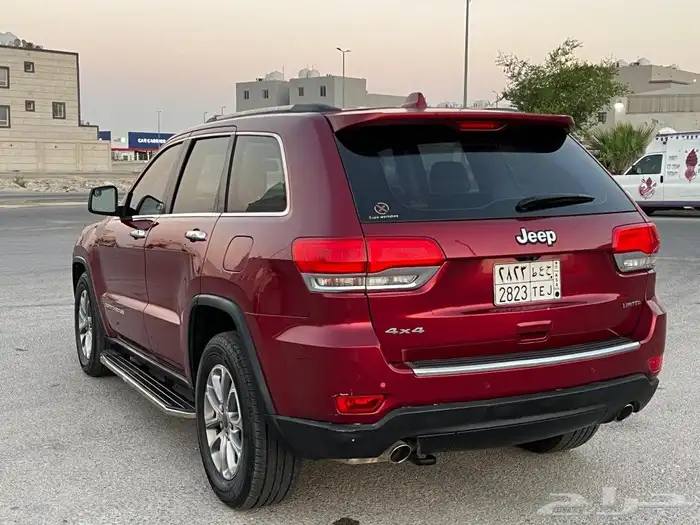 جراند شيروكي ليمتد2014v8 6