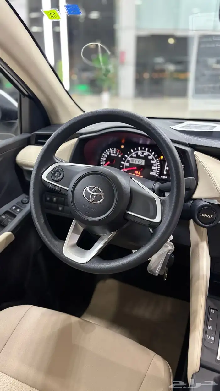 تويوتا يارس y استاندر 2026 9