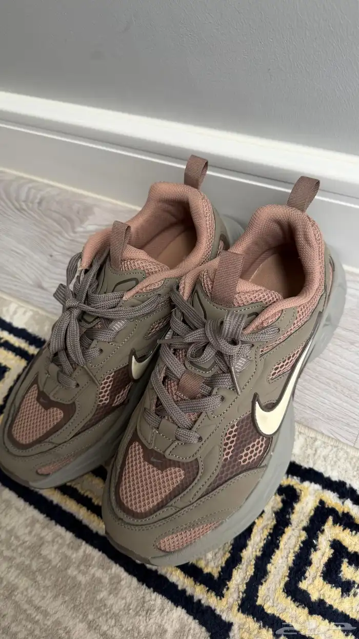 شوز نايكي Nike V5 RNR لون خاص طلبية من برا 1