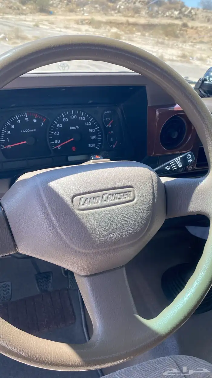 شاص 2009 رفرف بدون مكره وبدون دفلك ممشى 181 الف حقيقي وكالة 34