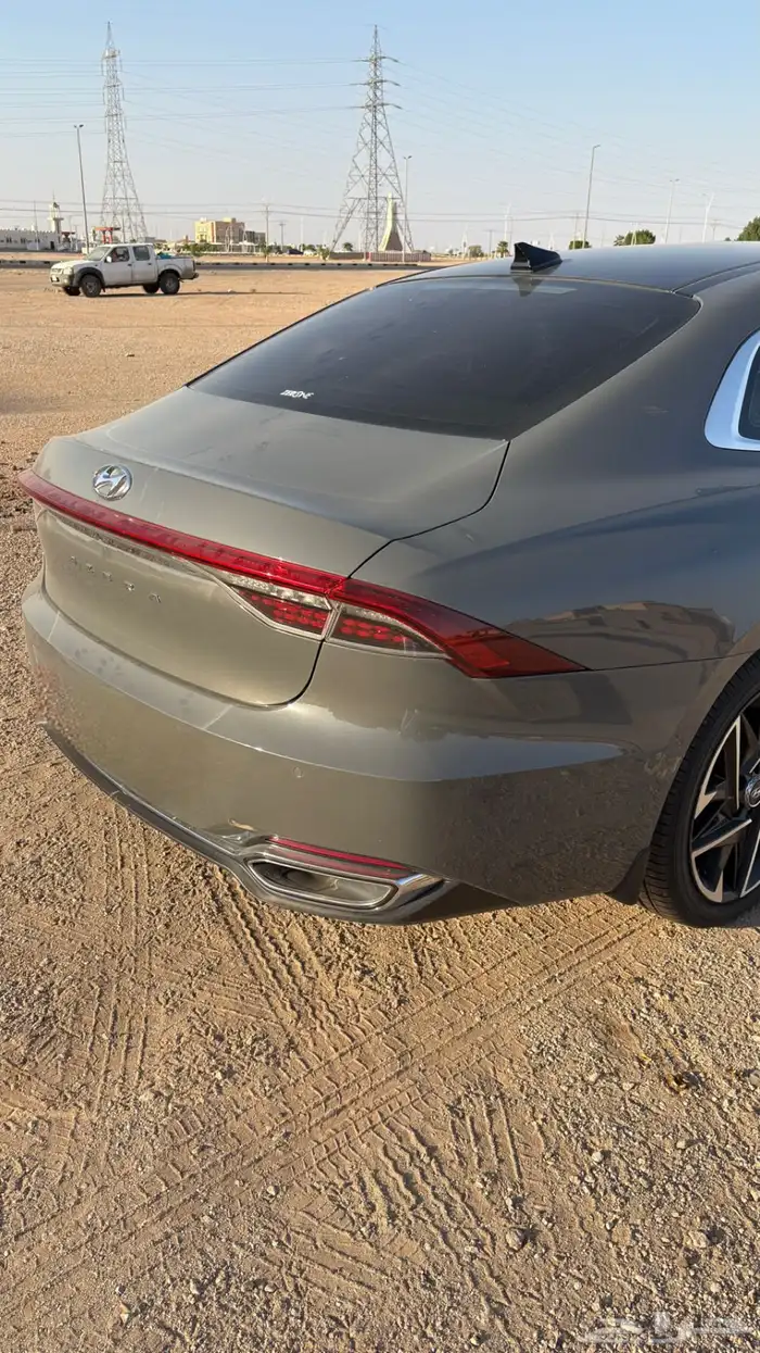 هيونداي ازيرا 2022 9