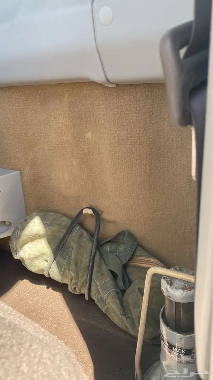 شاص 2009 رفرف بدون مكره وبدون دفلك ممشى 181 الف حقيقي وكالة 36