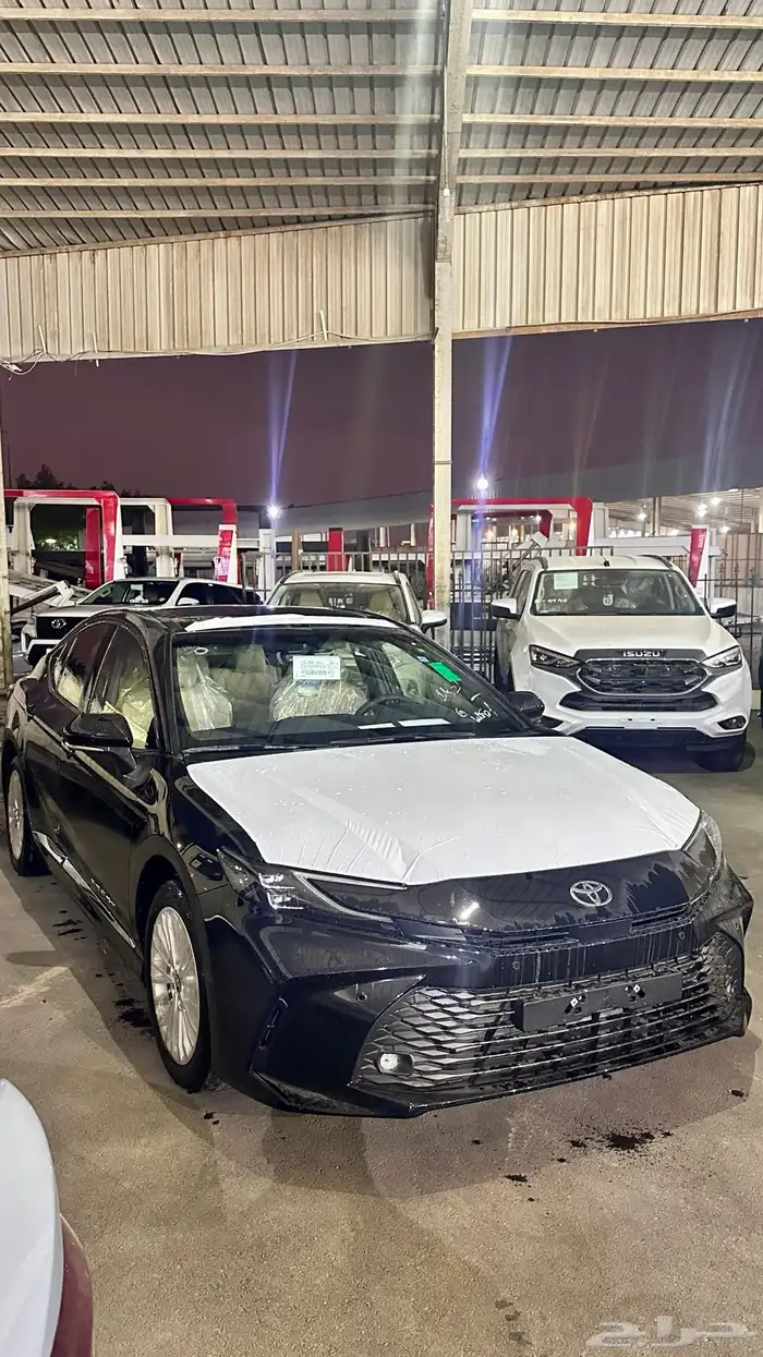 تويوتا . كامري ( 2025 ) لوحات LE 0