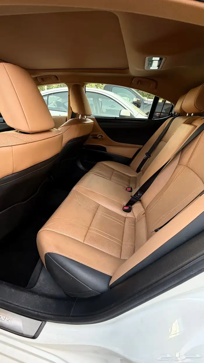 لكزس ES350 CC 2023 10