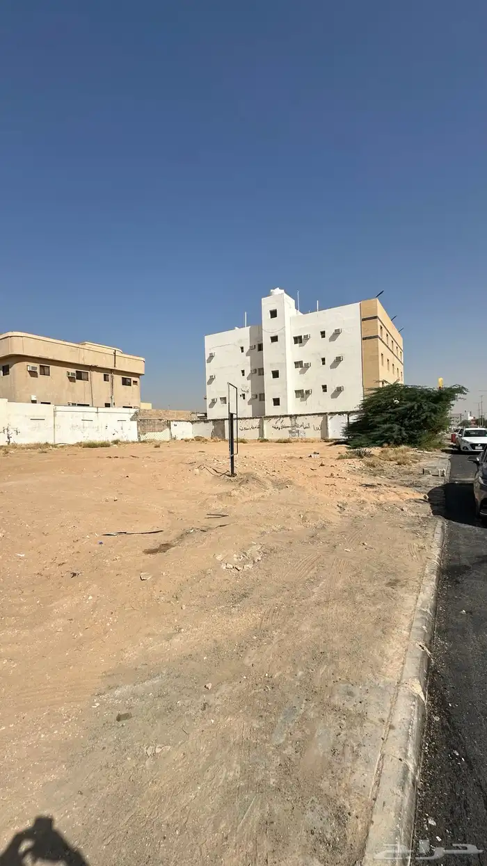 قطعتين تجارية بحي المنتزة بمساحة (1440) 4