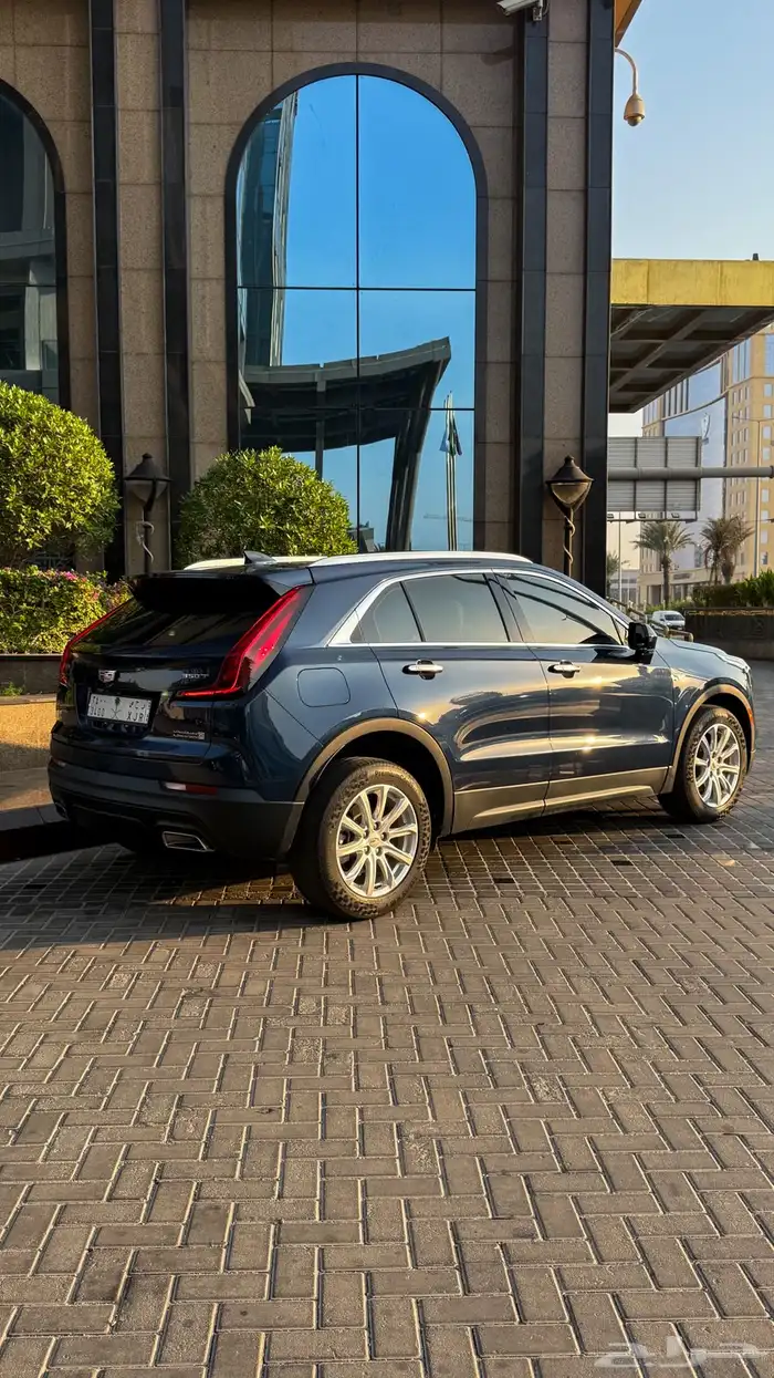 كاديلاك xt4 فل 2022 7
